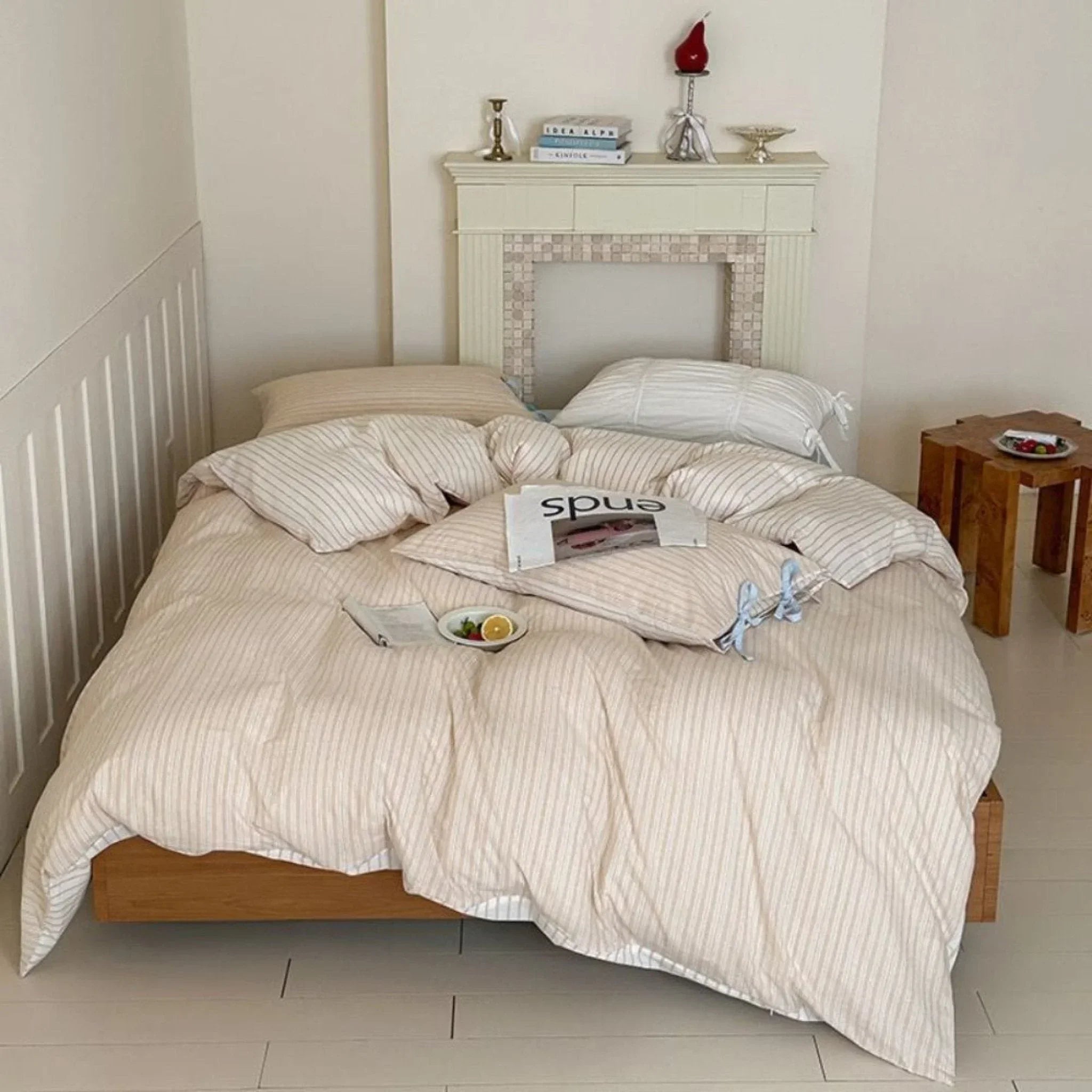 Josie Bow Tied Striped Bedding Set / Cream Ever Lasting