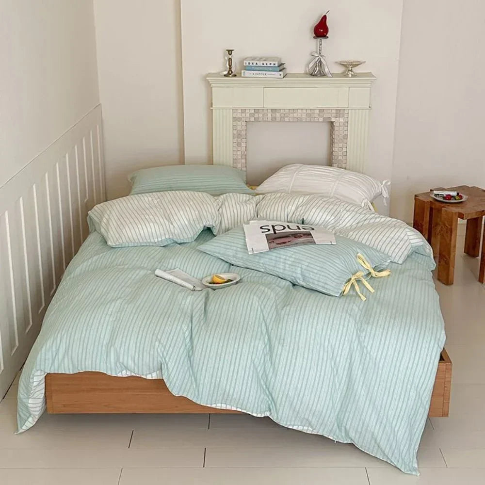 Josie Bow Tied Striped Bedding Set / Green Ever Lasting