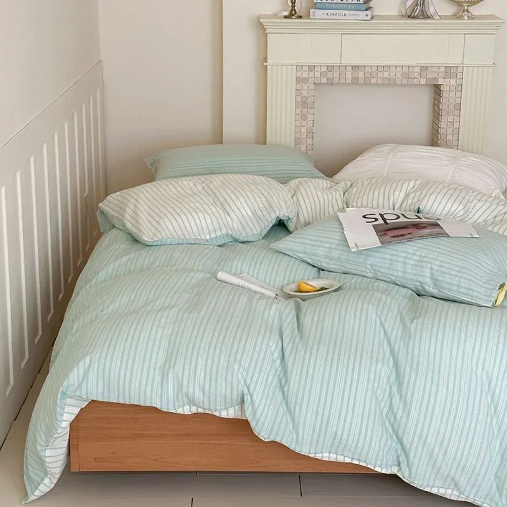 Josie Bow Tied Striped Bedding Set / Green Ever Lasting