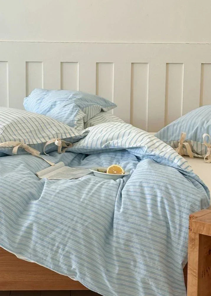 Josie Bow Tied Striped Bedding Set / Green Ever Lasting