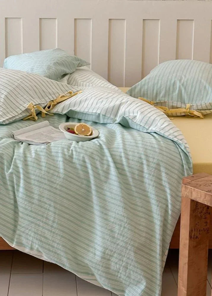 Josie Bow Tied Striped Bedding Set / Green Ever Lasting