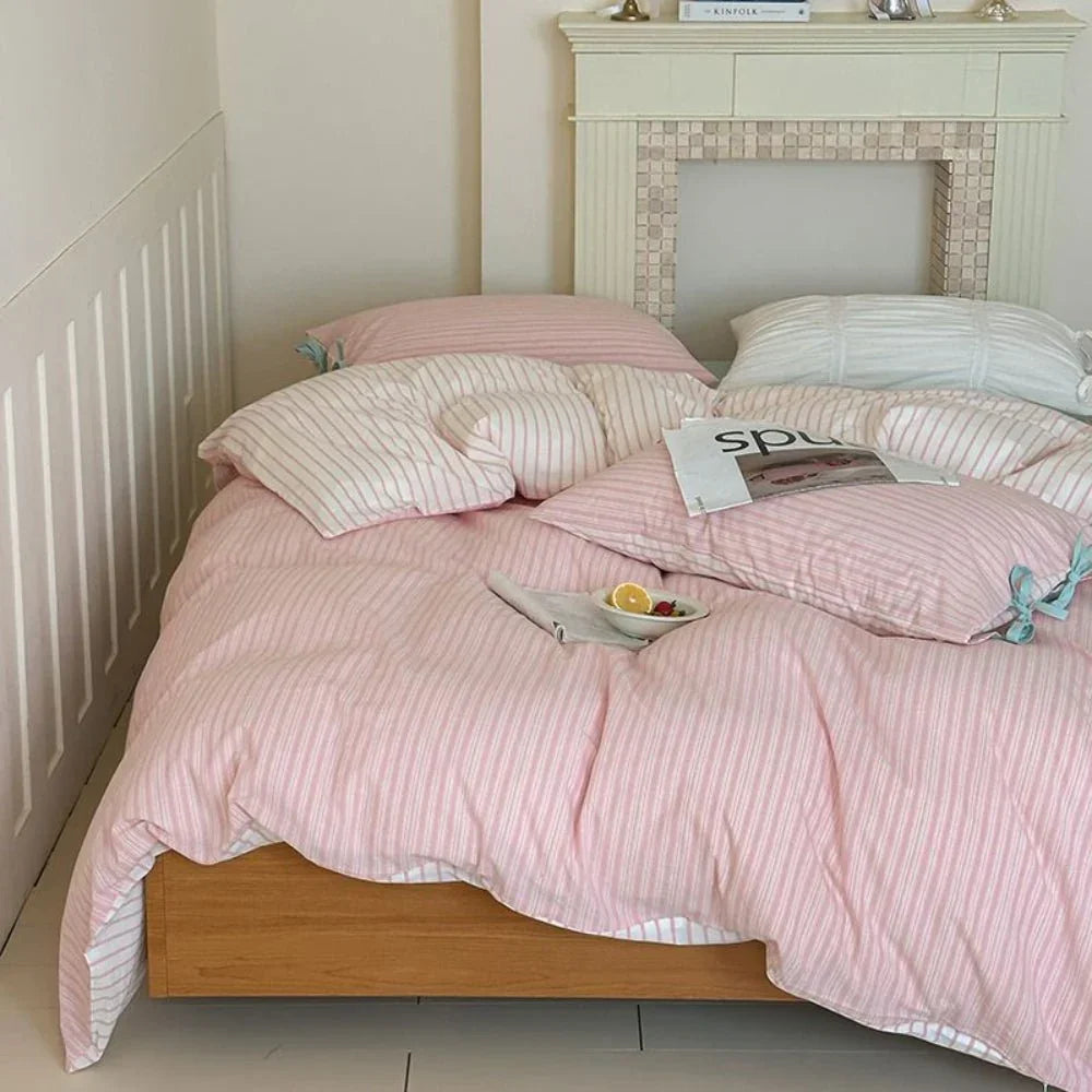 Josie Bow Tied Striped Bedding Set / Green Ever Lasting
