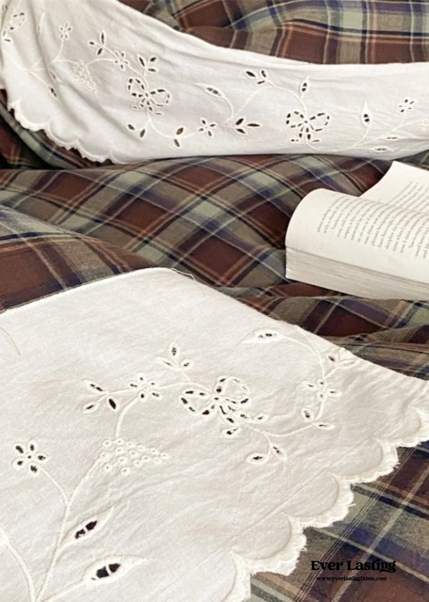 June Lace Double Gauze Gingham Bedding Set / Khaki Ever Lasting