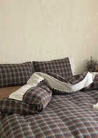 June Lace Double Gauze Gingham Bedding Set / Red Ever Lasting