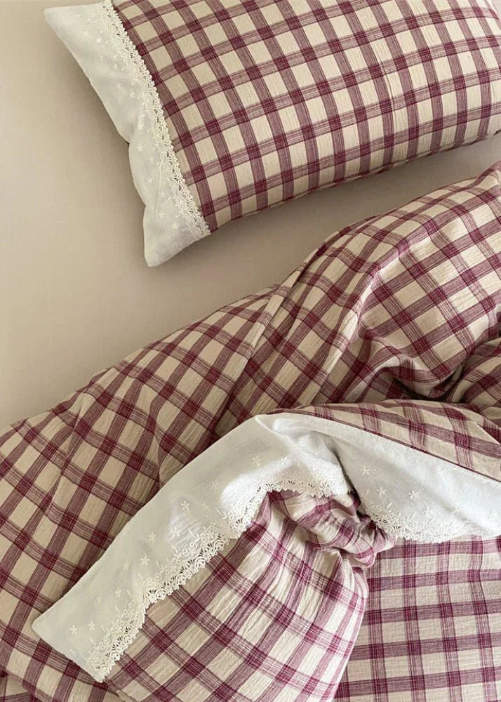 June Lace Double Gauze Gingham Bedding Set / Red Ever Lasting