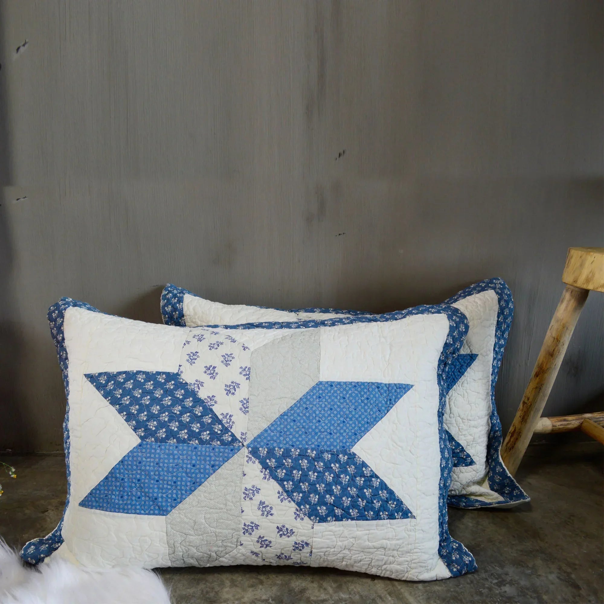 Kasentex 100% Cotton Summer Diamond Blue Patchwork Quilt King Size Pillow Sham, Boho Style, Motif Blue and Ivory, Room Decor, Graduation Gifts