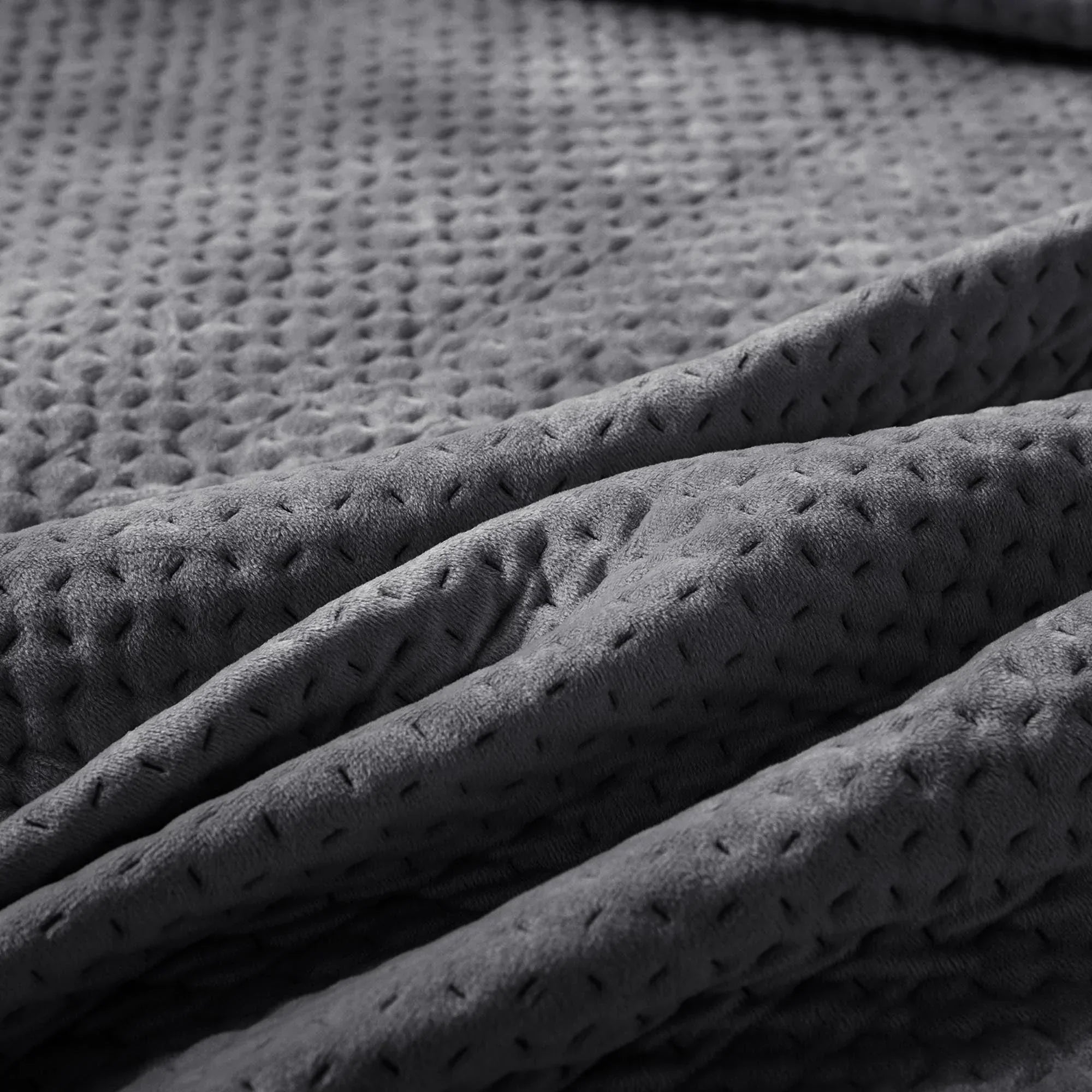 Kasentex All Season Cozy Velvet Quilt Set with Shams, Queen, King, Room Decor, Graduation Gifts