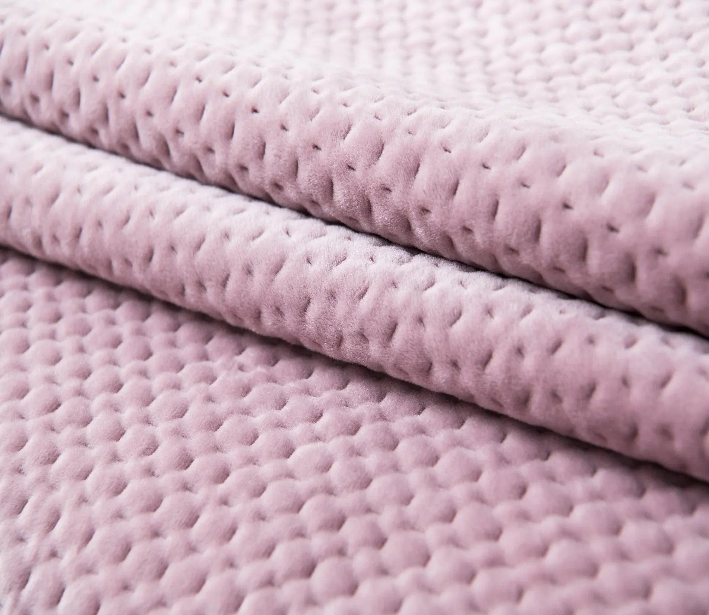 Kasentex All Season Cozy Velvet Quilt Set with Shams, Queen, King, Room Decor, Graduation Gifts
