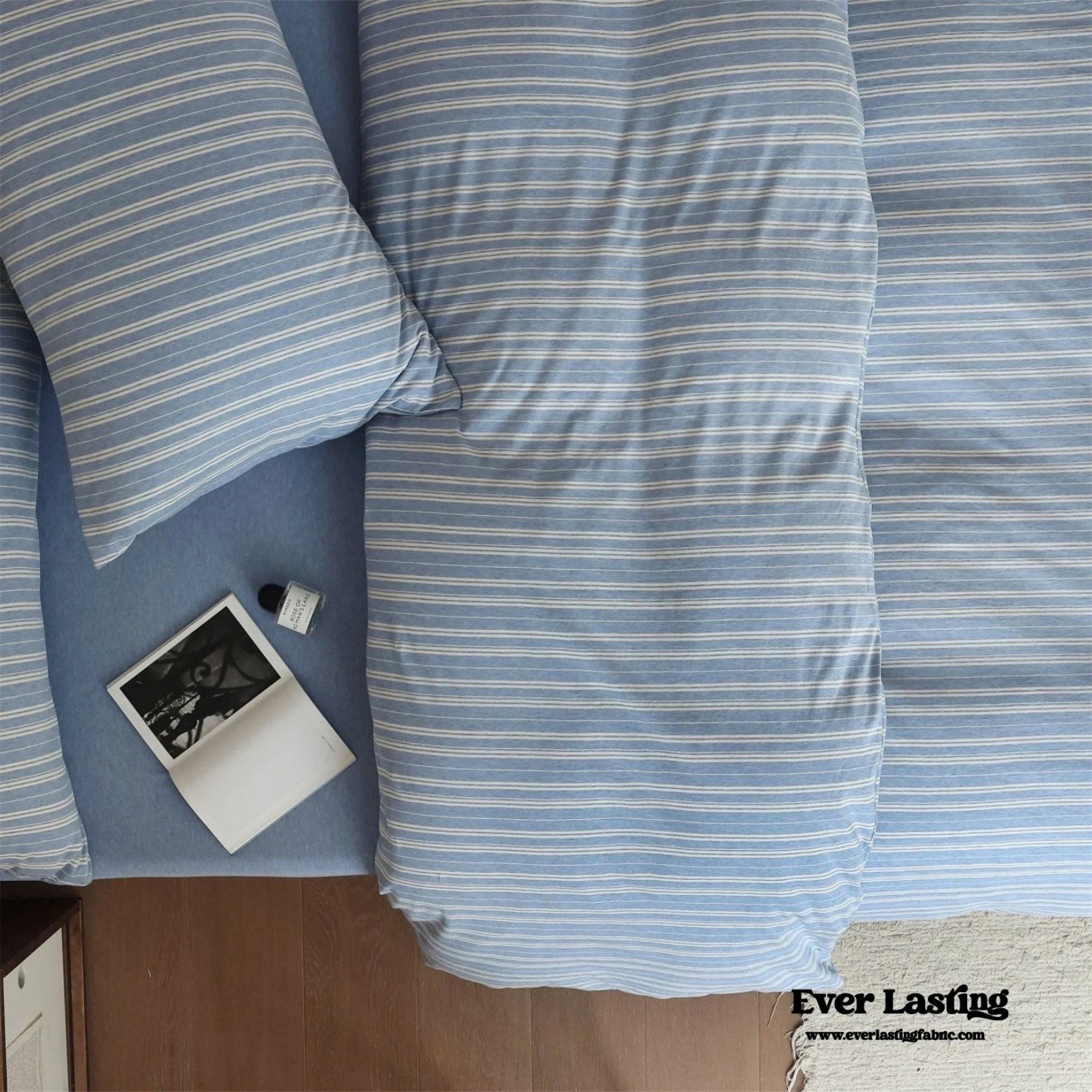 Leo Striped Jersey Knit Cotton Bedding Set / Blue Ever Lasting