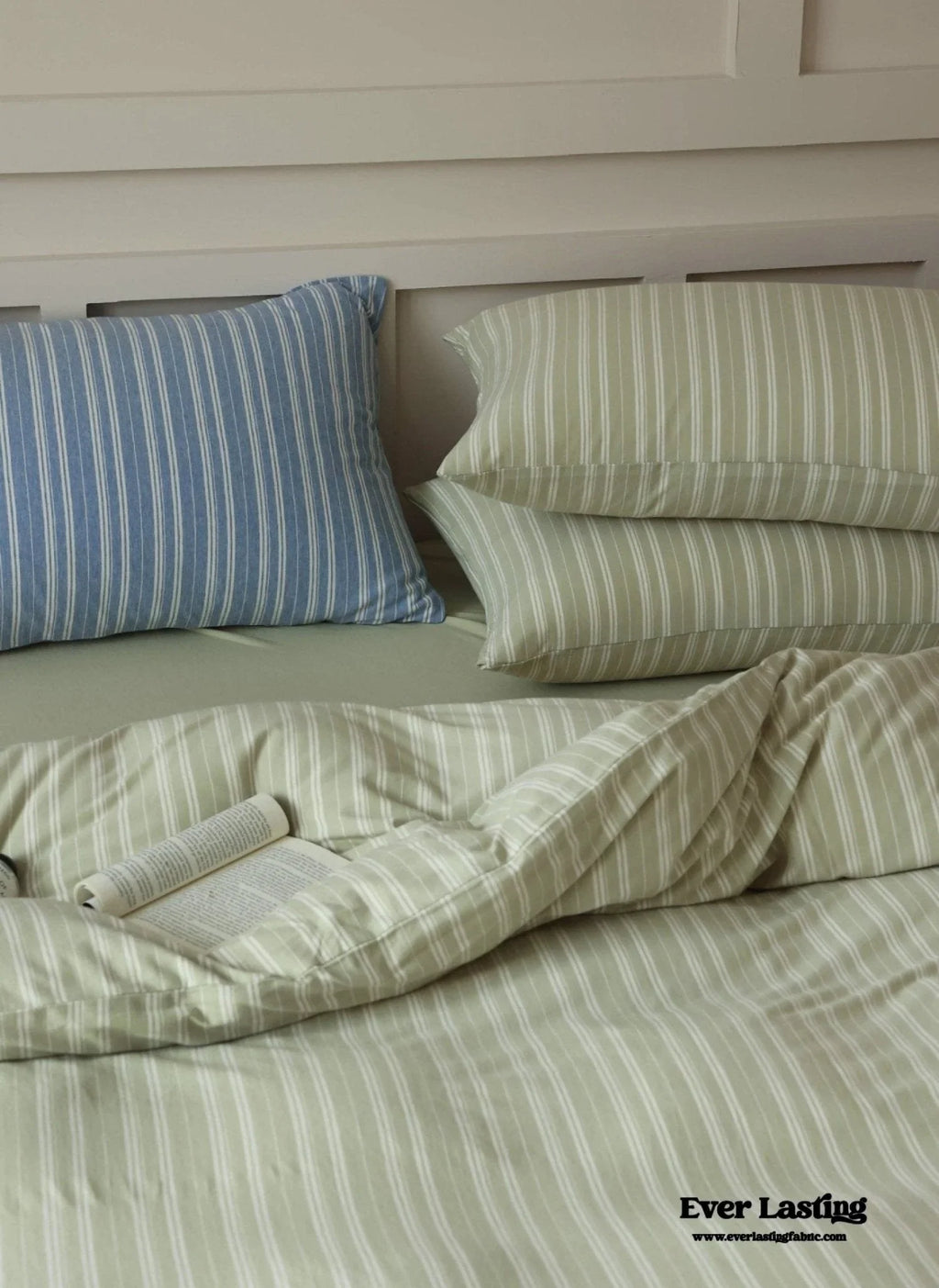 Leo Striped Jersey Knit Cotton Bedding Set / Blue Ever Lasting