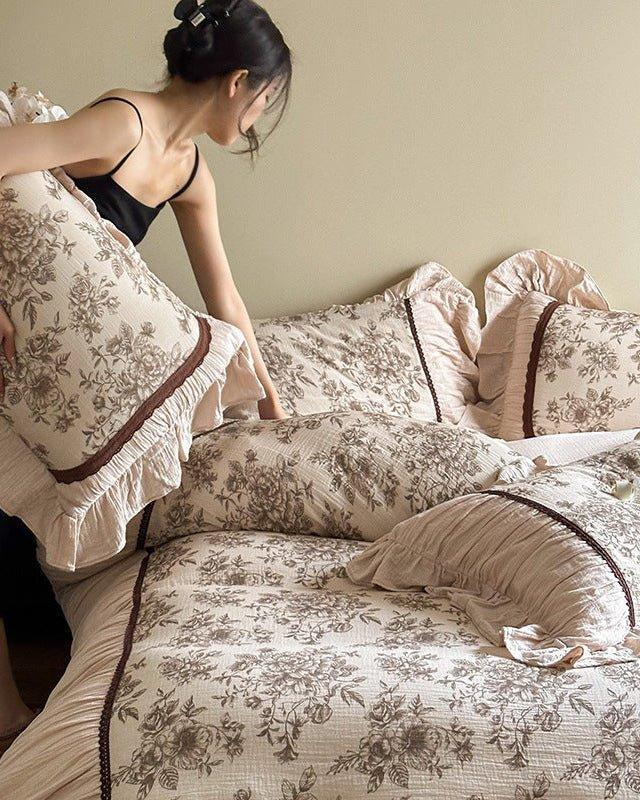 Lillian Retro Floral Ruffle Bedding Set Ever Lasting