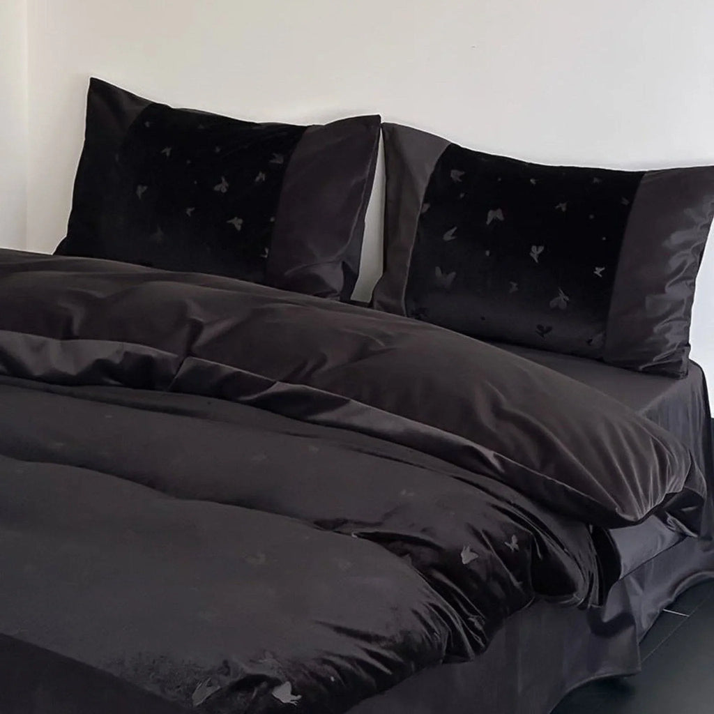 Lilou Velvet Butterfly Bedding Set / Eclipse Black Ever Lasting
