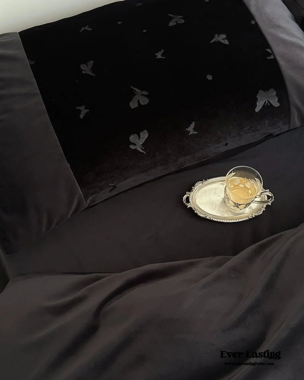Lilou Velvet Butterfly Bedding Set / Eclipse Black Ever Lasting