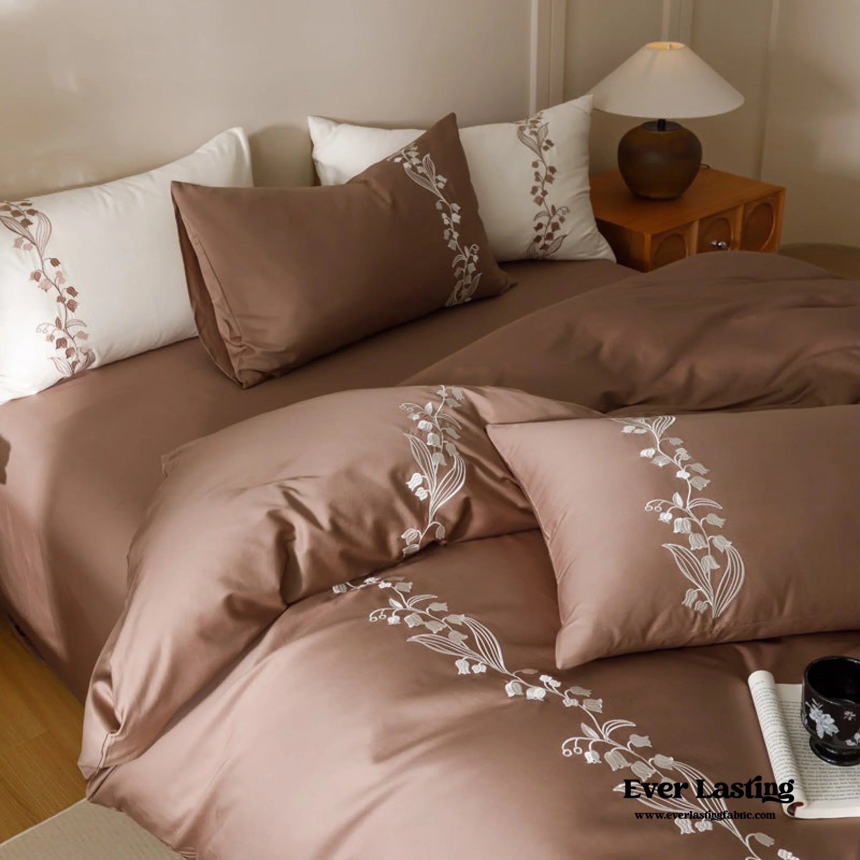 Lily of the Valley Embroidered Silky Bedding Set / Brown Ever Lasting