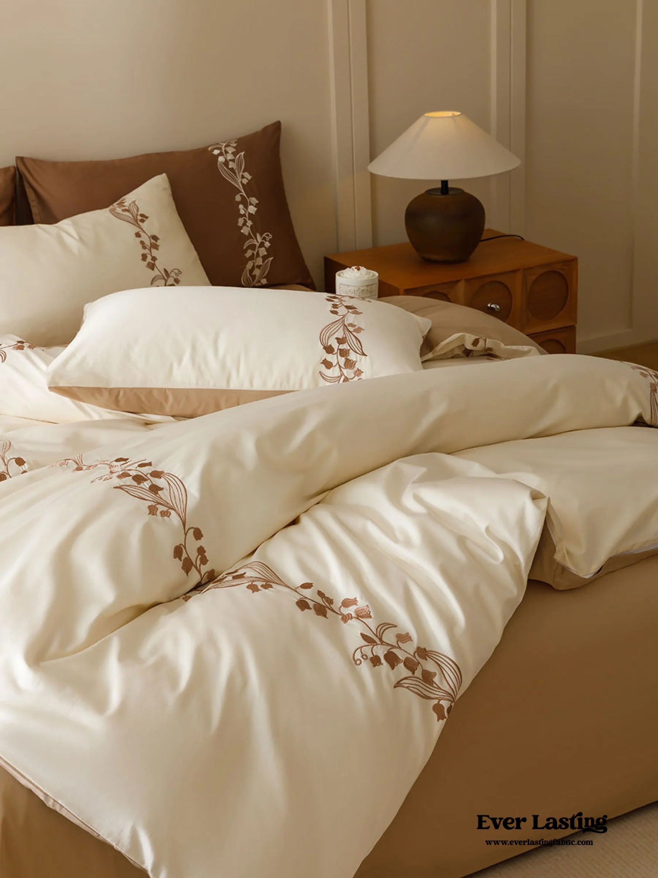 Lily of the Valley Embroidered Silky Bedding Set / Brown Ever Lasting