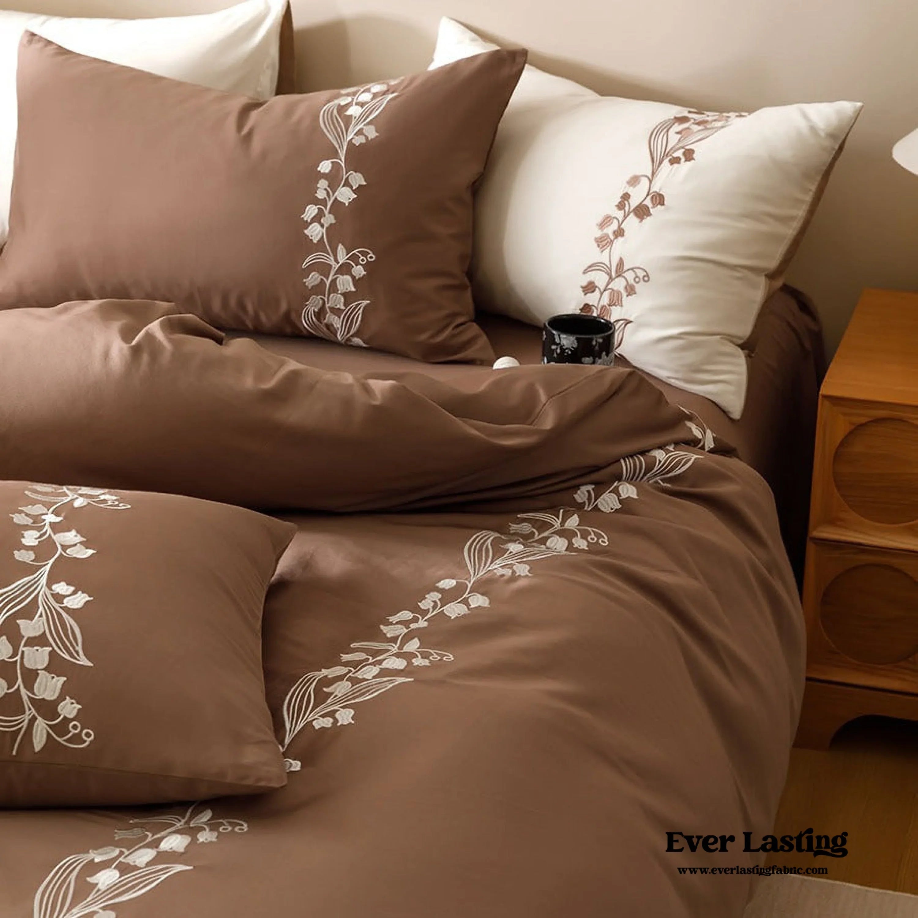 Lily of the Valley Embroidered Silky Bedding Set / Brown Ever Lasting