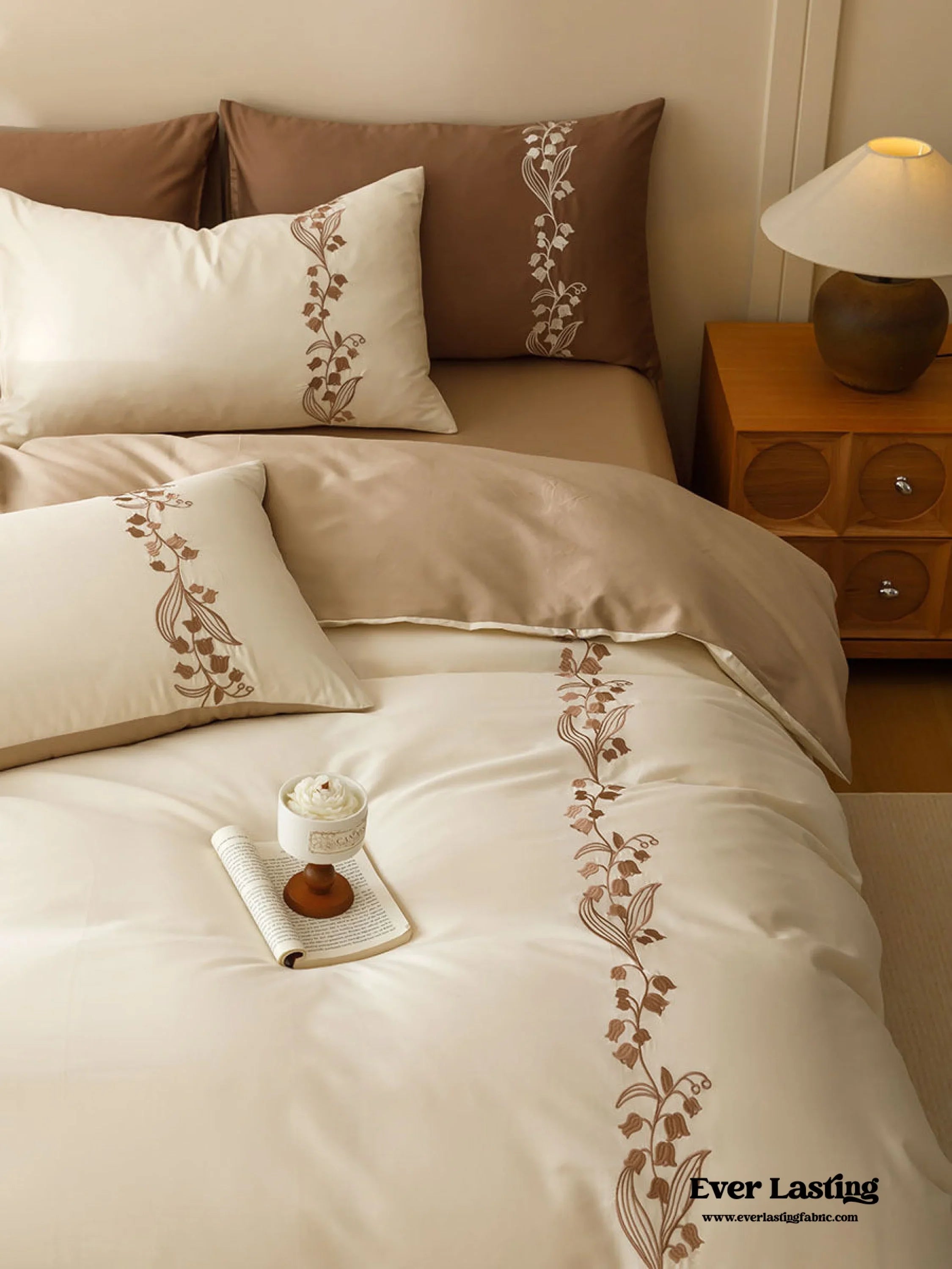 Lily of the Valley Embroidered Silky Bedding Set / Brown Ever Lasting