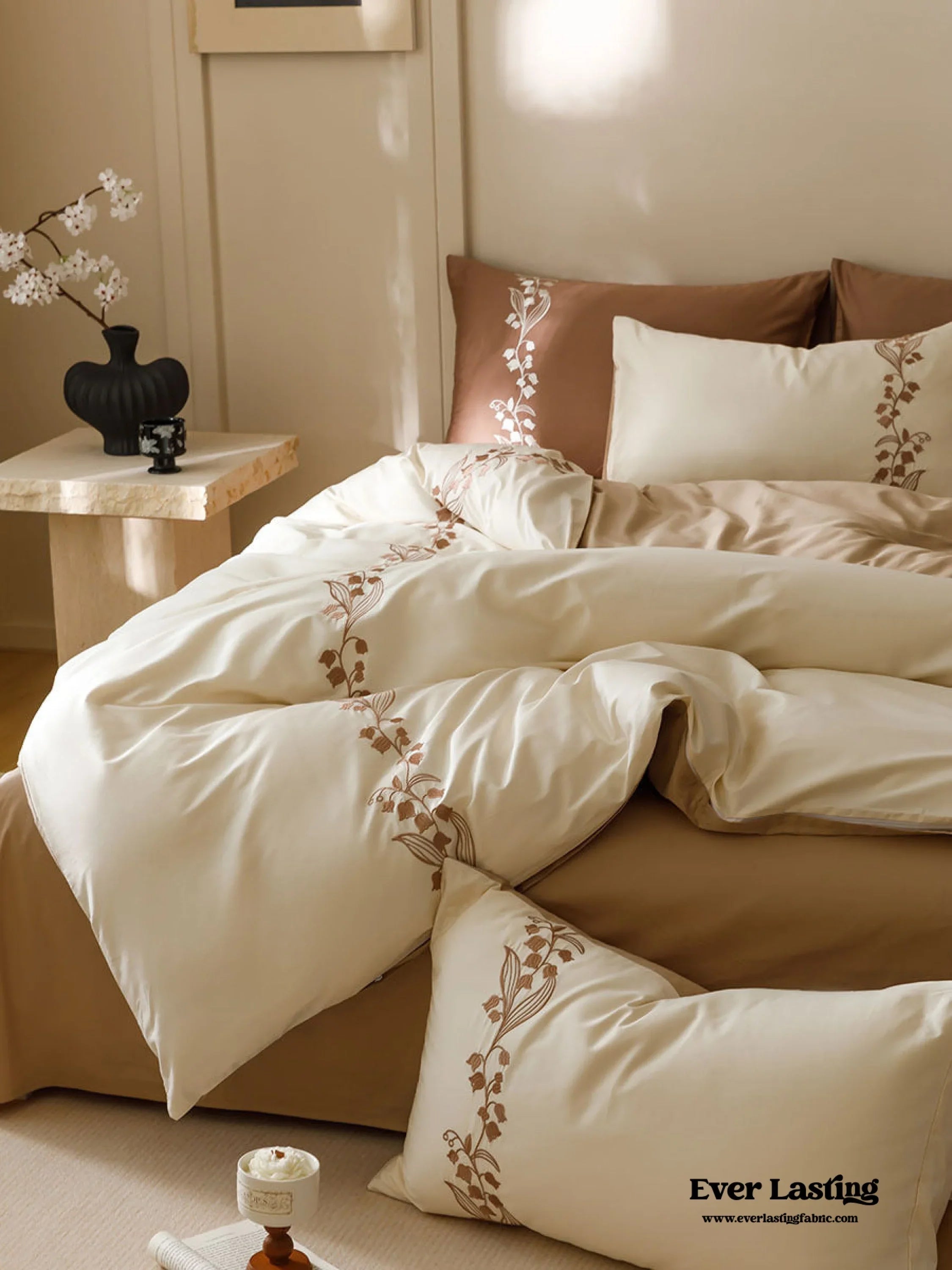 Lily of the Valley Embroidered Silky Bedding Set / Brown Ever Lasting