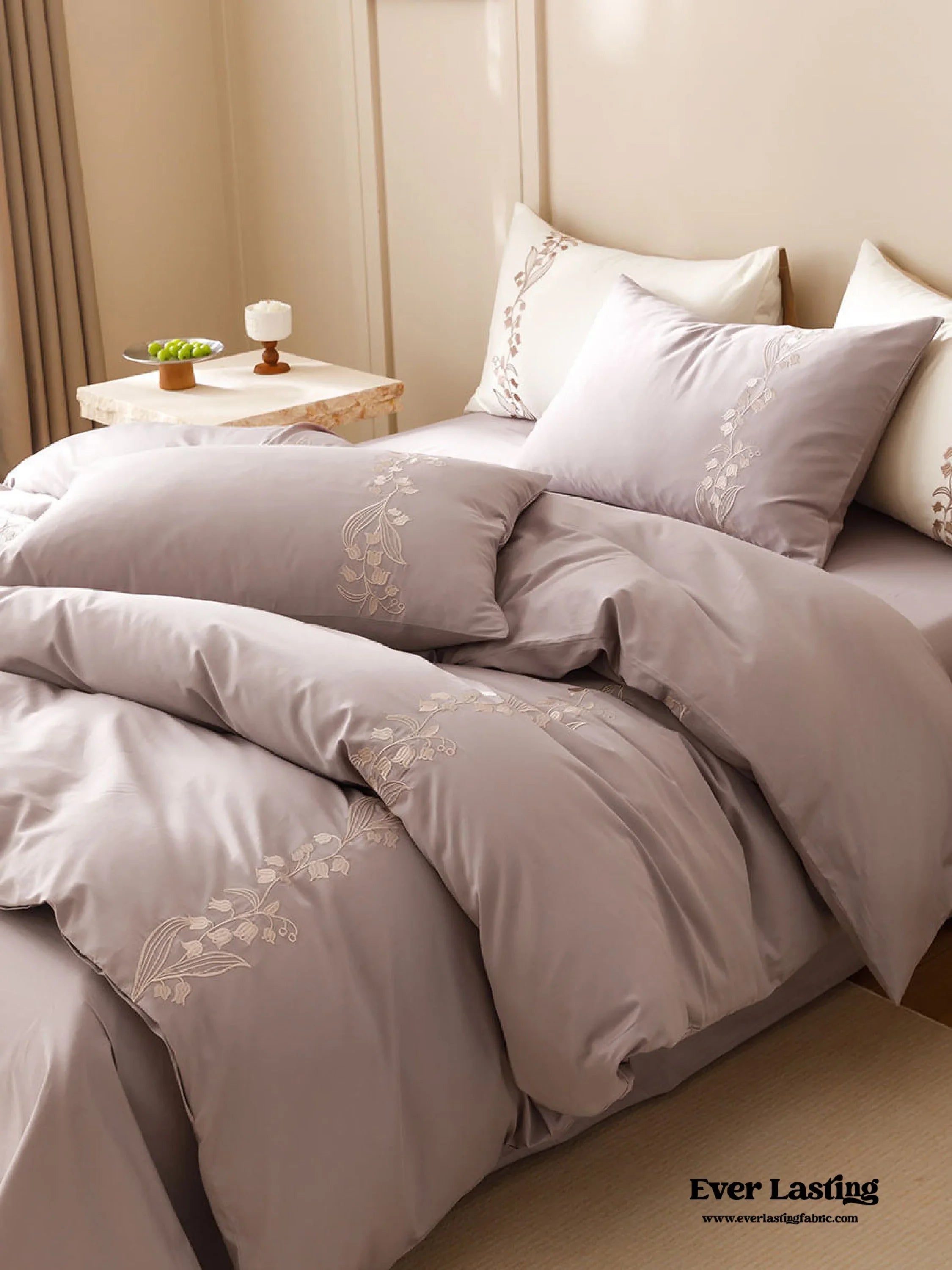 Lily of the Valley Embroidered Silky Bedding Set / Brown Ever Lasting