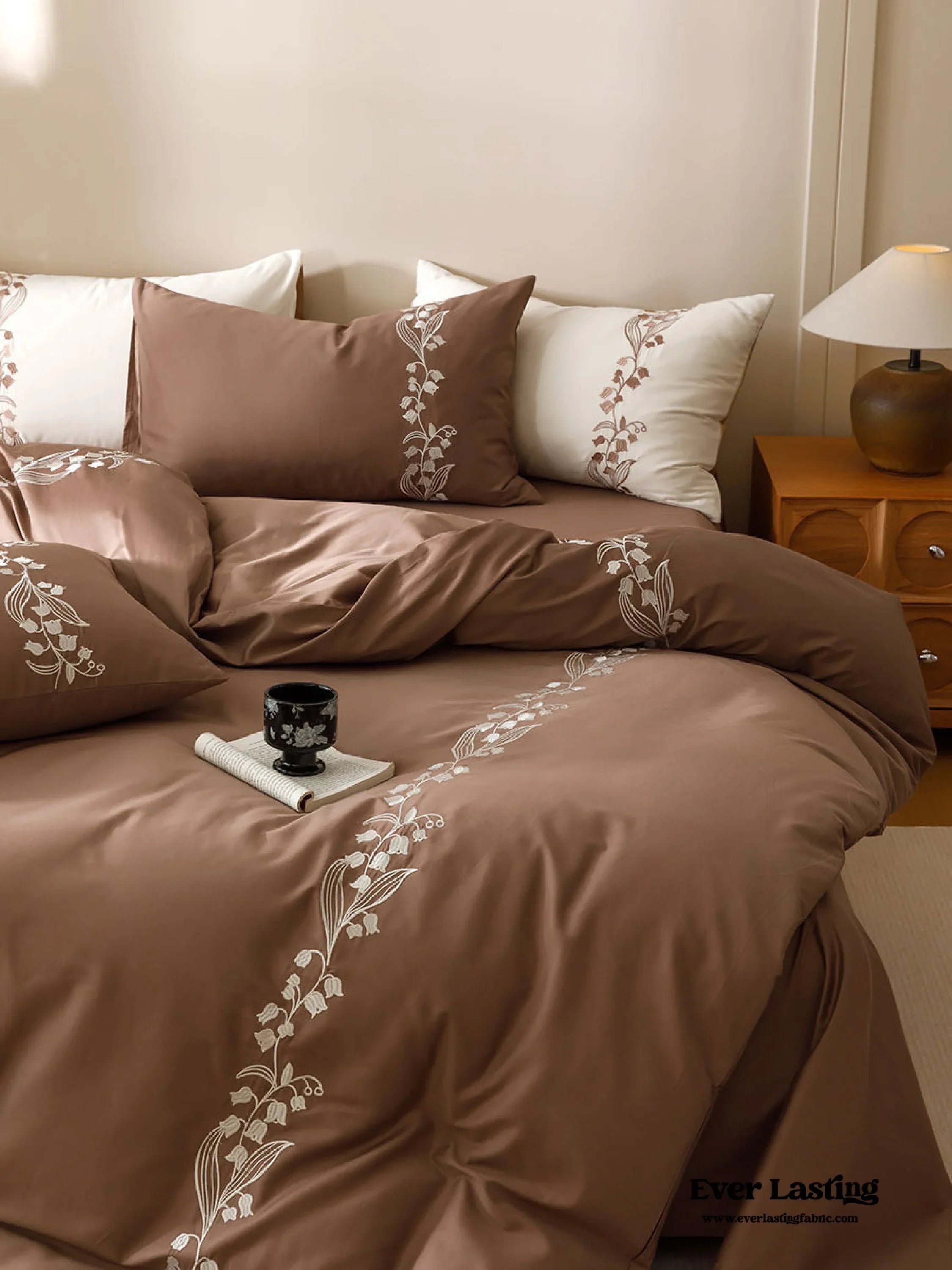 Lily of the Valley Embroidered Silky Bedding Set / Brown Ever Lasting