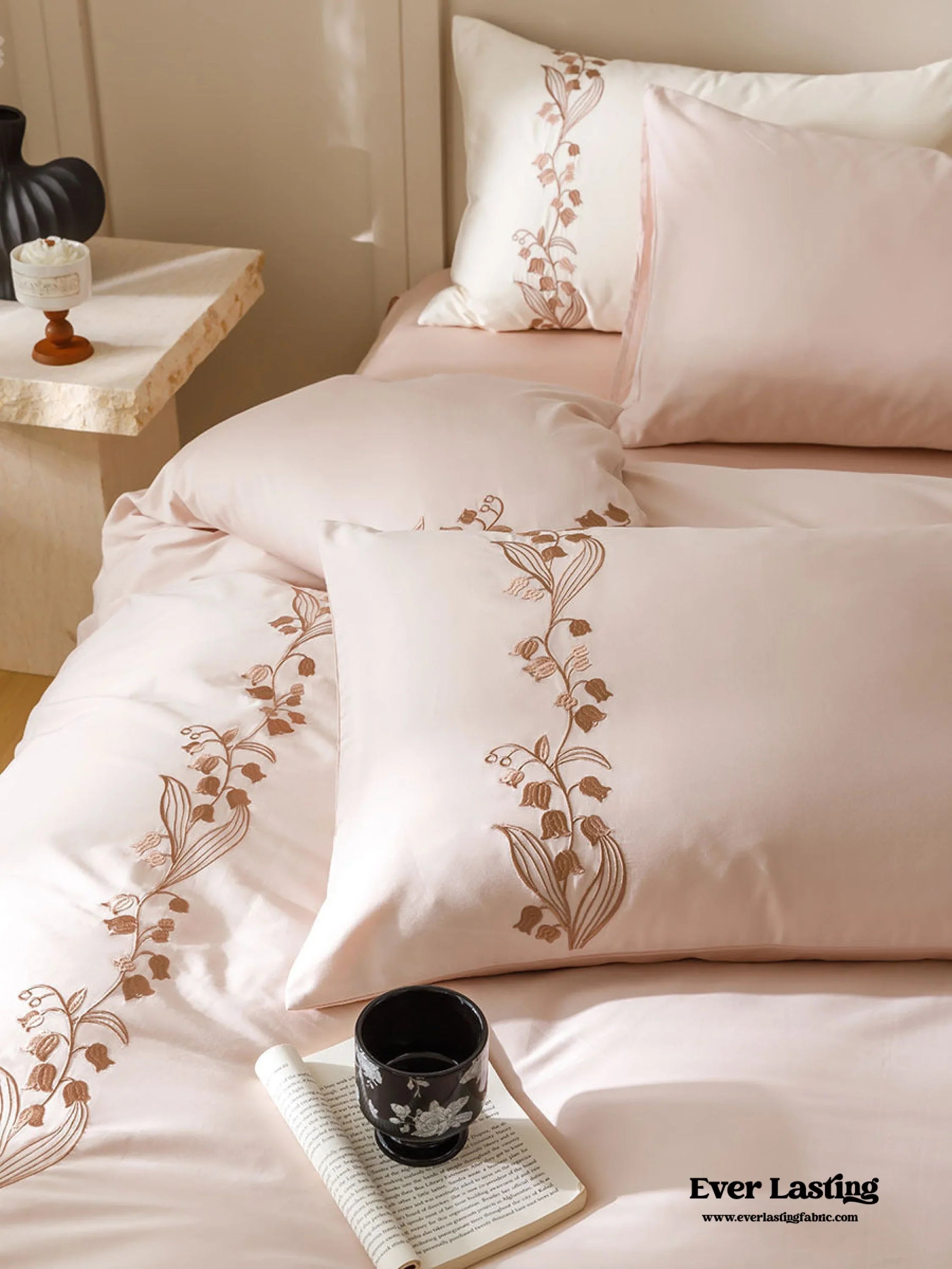 Lily of the Valley Embroidered Silky Bedding Set / Brown Ever Lasting