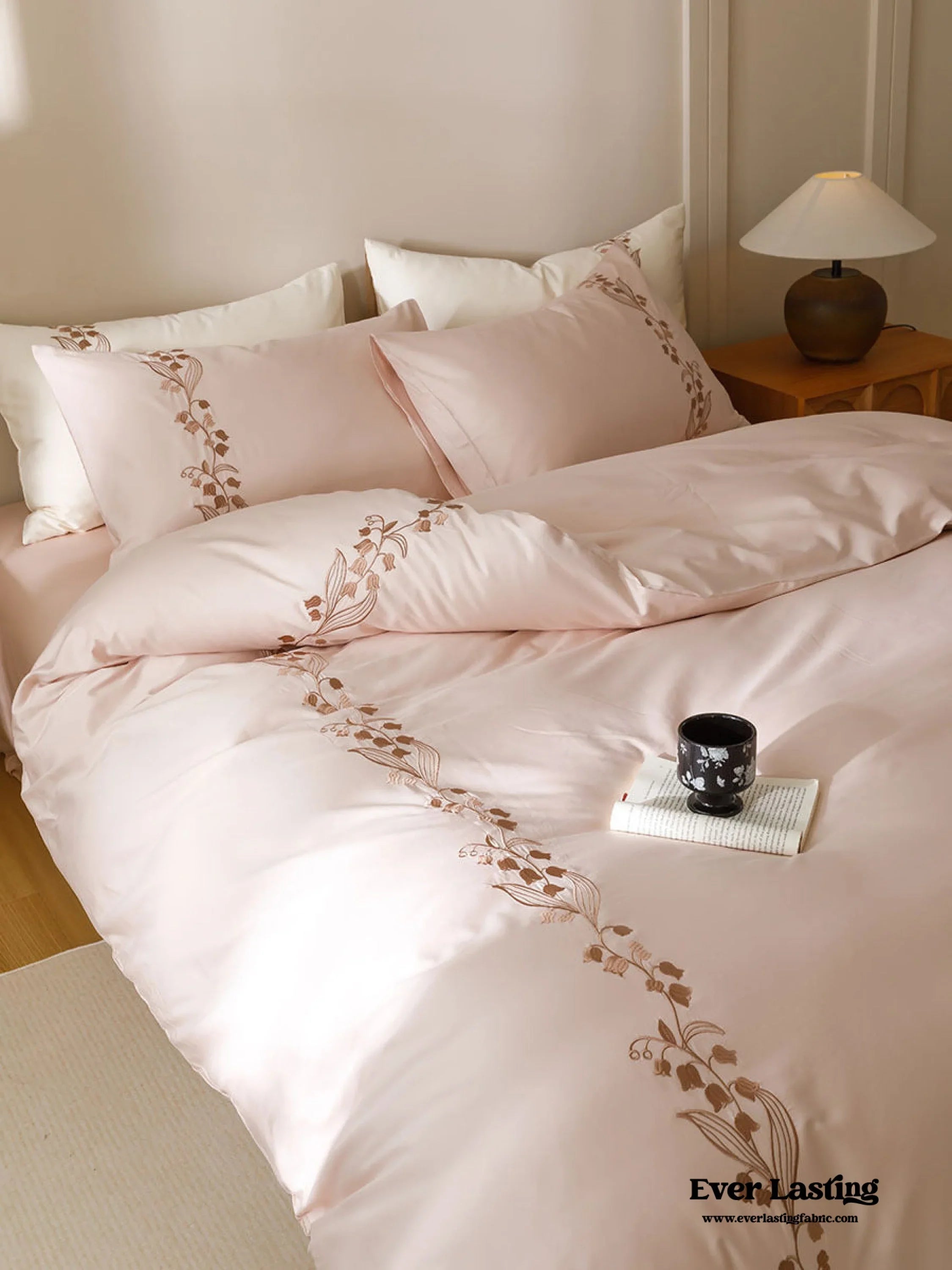 Lily of the Valley Embroidered Silky Bedding Set / Brown Ever Lasting