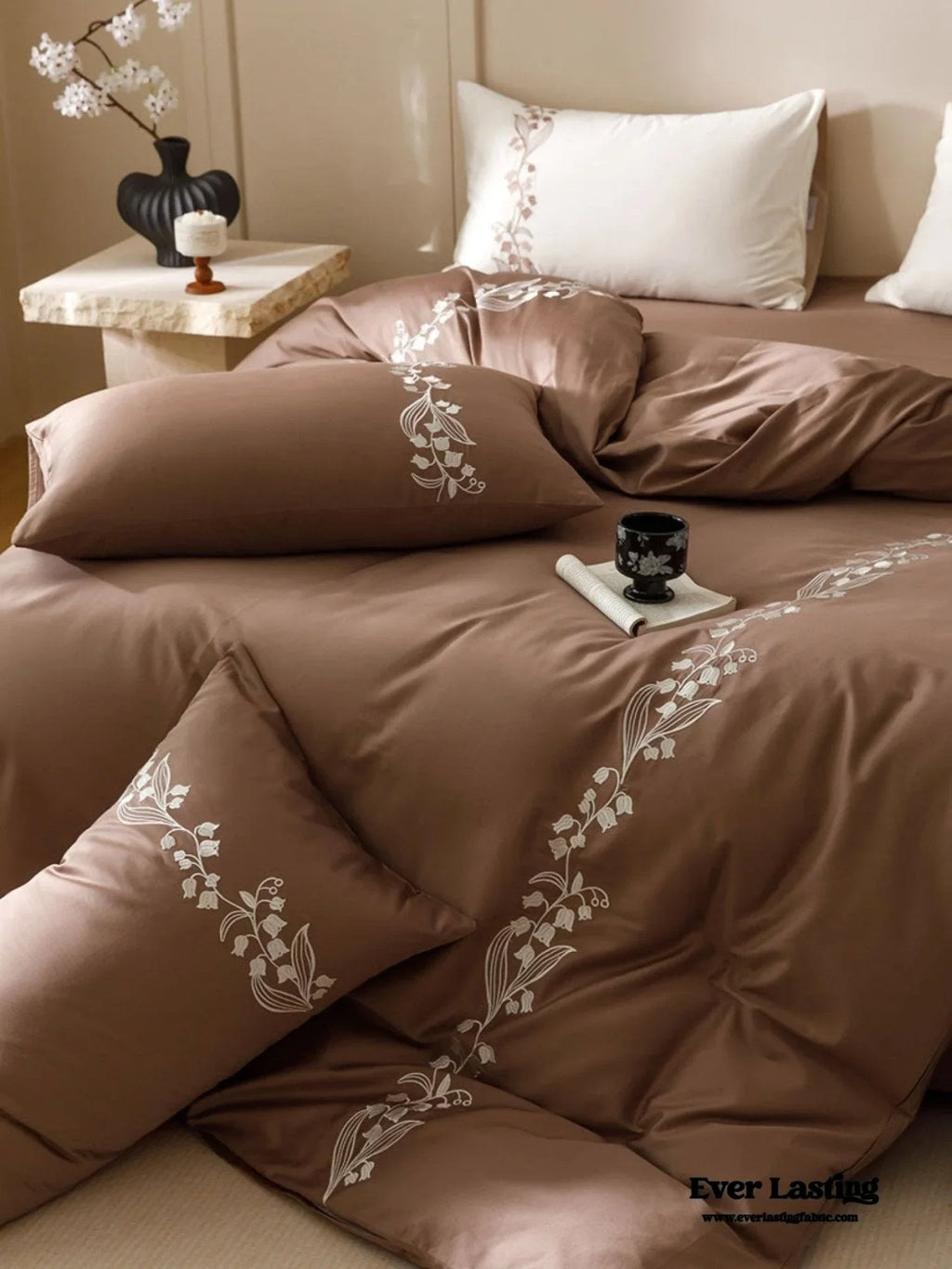 Lily of the Valley Embroidered Silky Bedding Set / Pink Ever Lasting