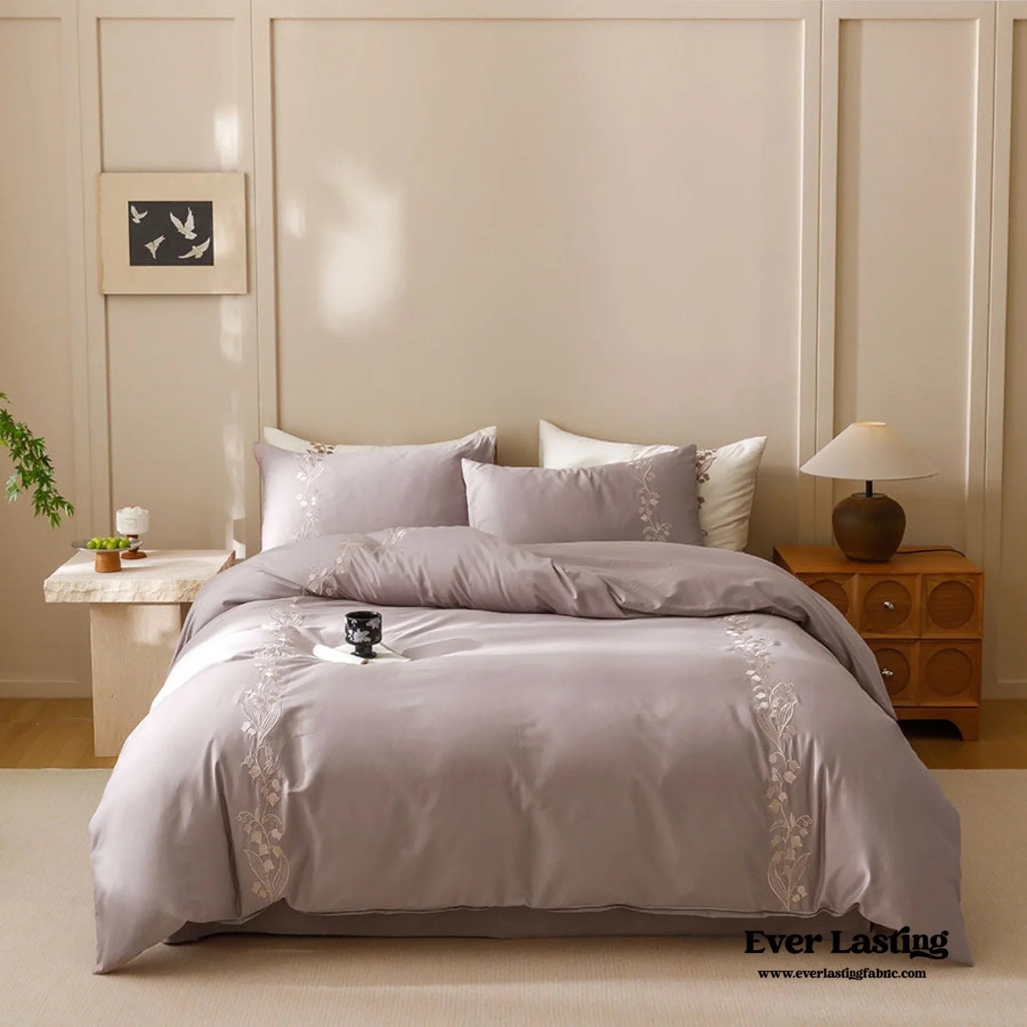 Lily of the Valley Embroidered Silky Bedding Set / Pink Ever Lasting