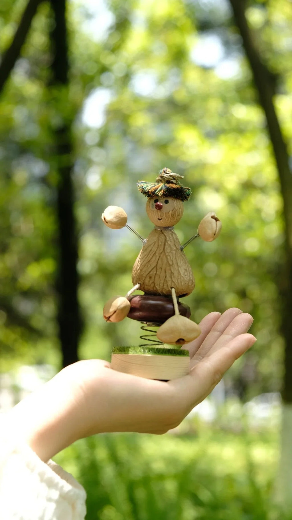 "Little Nut Guardian" Seed Car Ornament