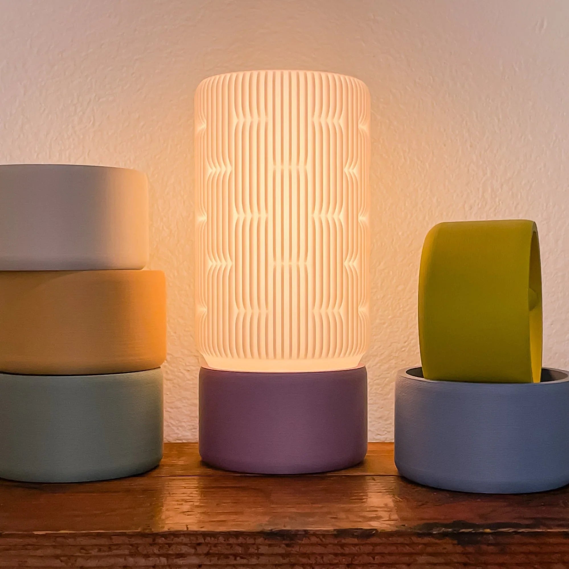 Liunk Table Lamp