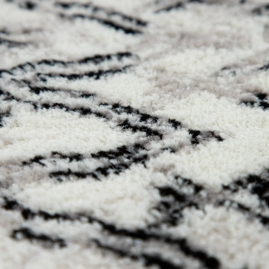 Living Room Rug with Scandi Pattern Low-Pile in Cream Grey RugYourHome