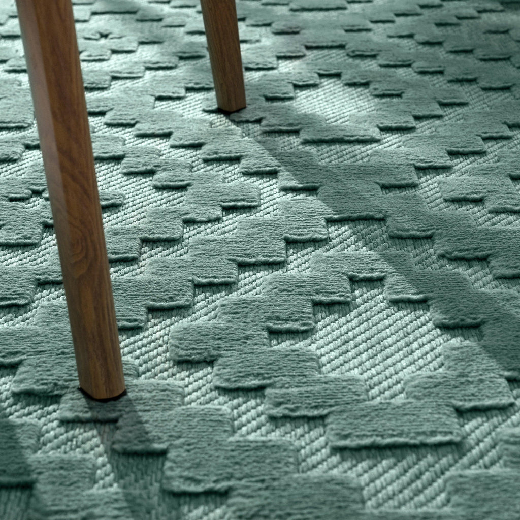 Indoor Outdoor Rug Livorno Trellis High-Low Pattern In Turquoise RugYourHome