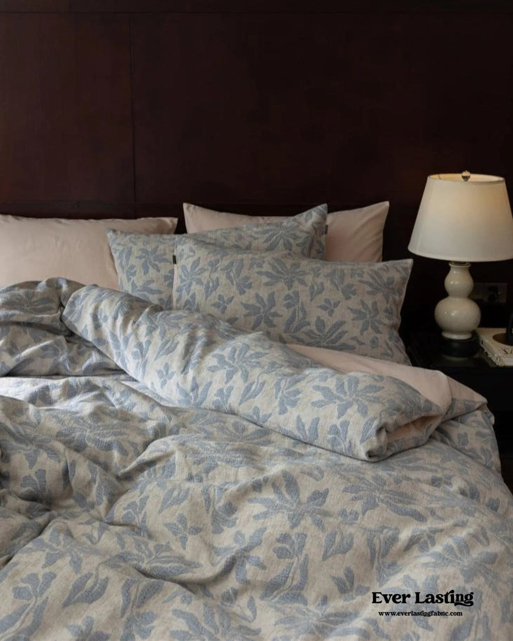 Lucien Silky Vintage Jacquard Bedding Set / Brown Ever Lasting