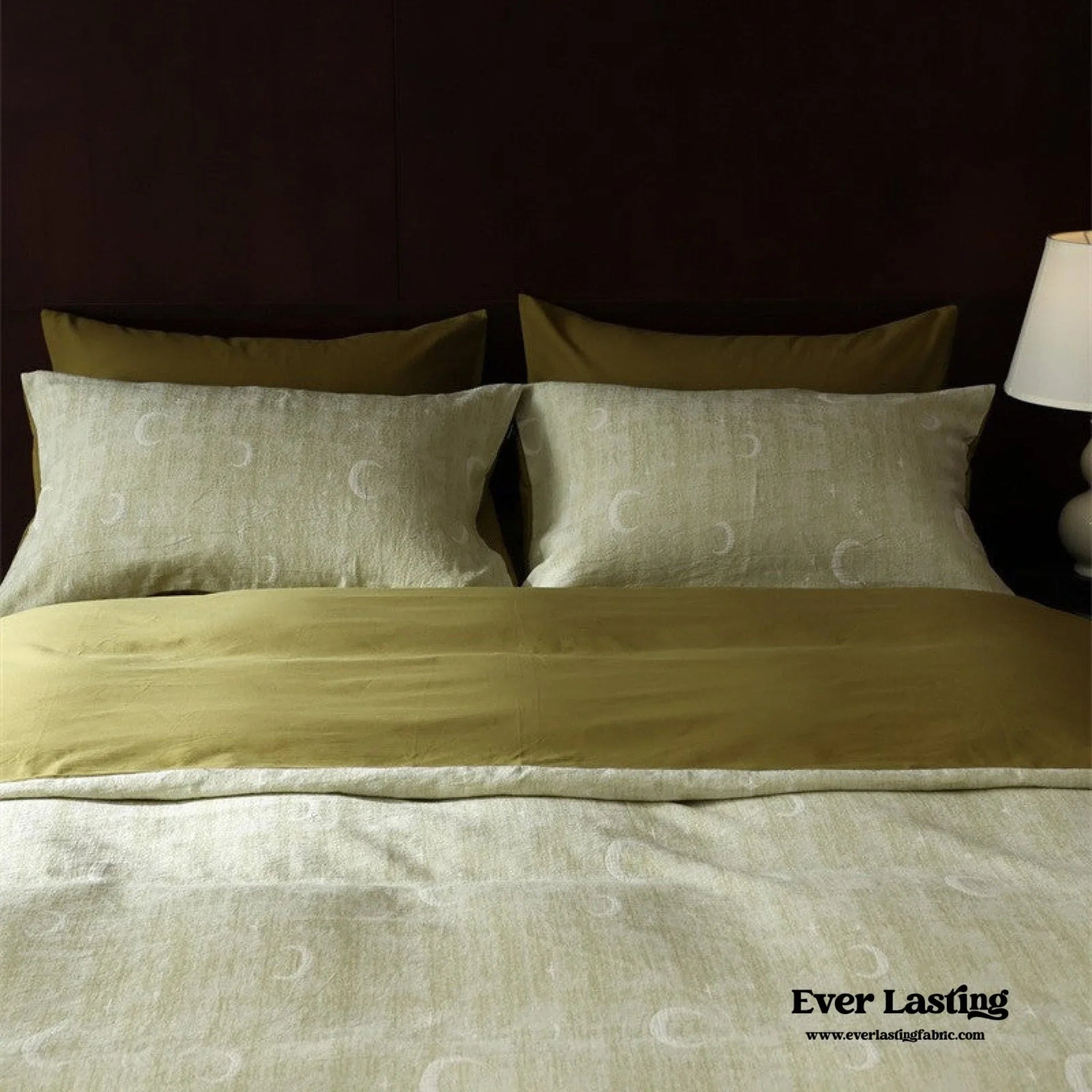 Lucien Silky Vintage Jacquard Bedding Set / Brown Ever Lasting