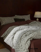 Lucien Silky Vintage Jacquard Bedding Set / Brown Ever Lasting