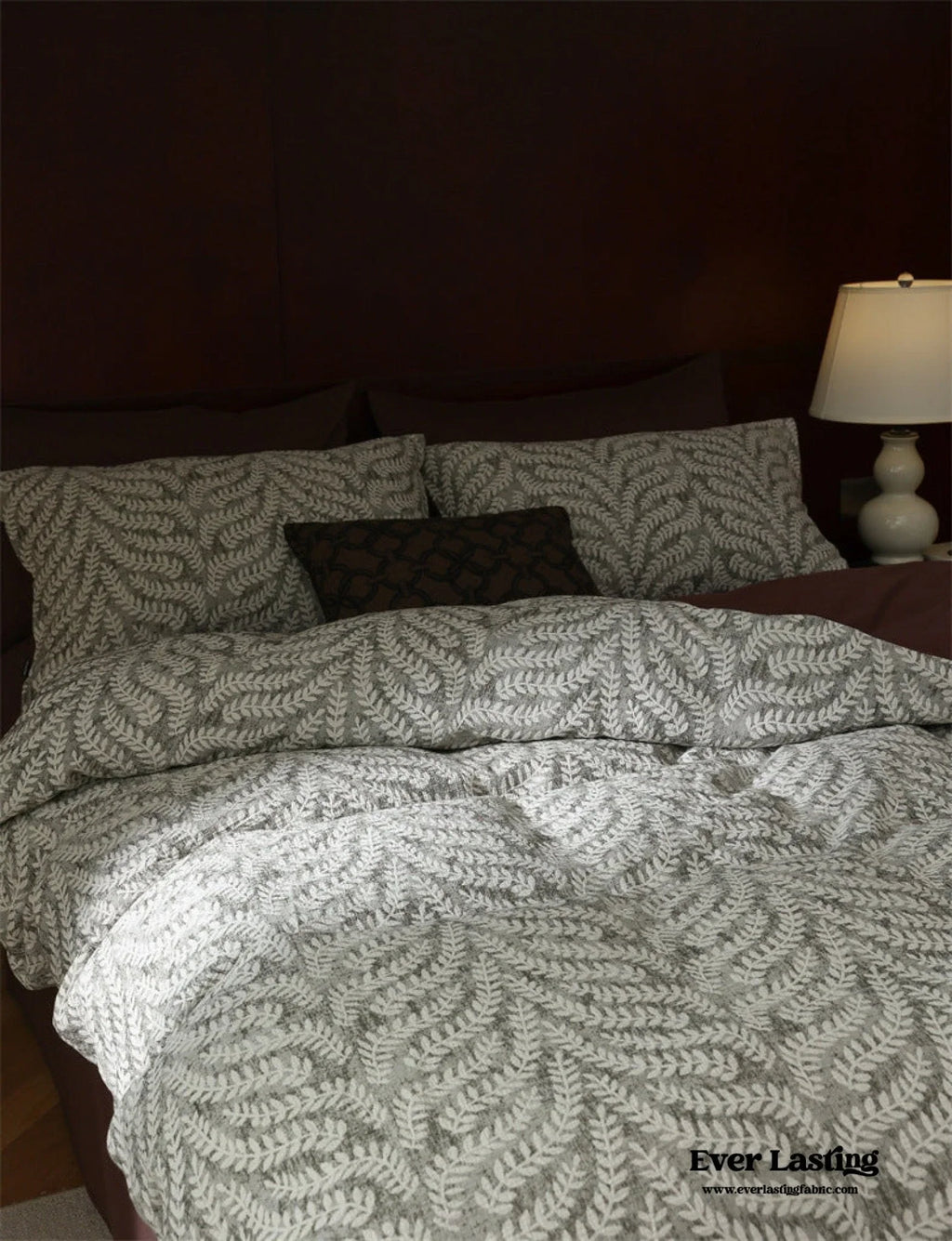 Lucien Silky Vintage Jacquard Bedding Set / Brown Ever Lasting