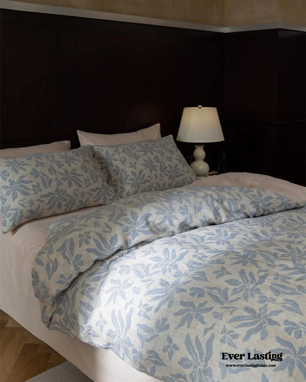 Lucien Silky Vintage Jacquard Bedding Set / Brown Ever Lasting