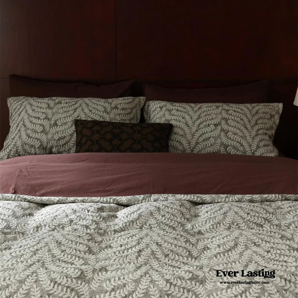 Lucien Silky Vintage Jacquard Bedding Set / Brown Ever Lasting