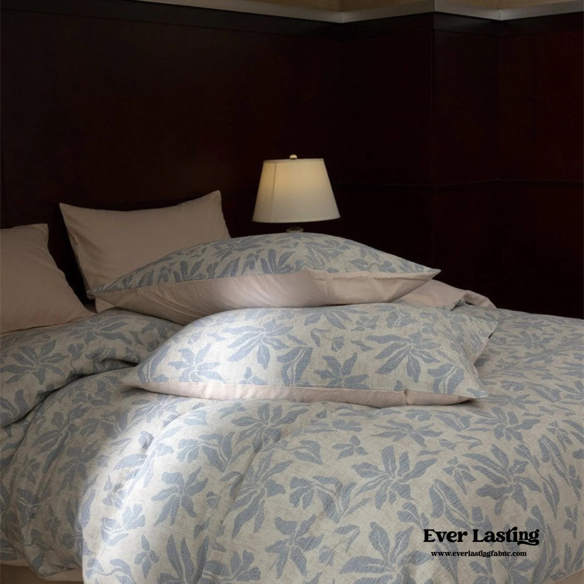 Lucien Silky Vintage Jacquard Bedding Set / Brown