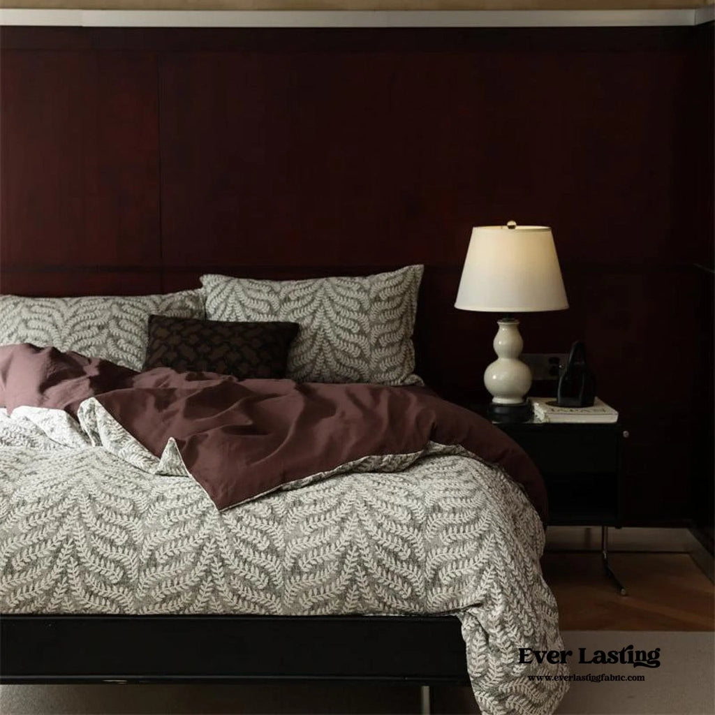 Lucien Silky Vintage Jacquard Bedding Set / Brown
