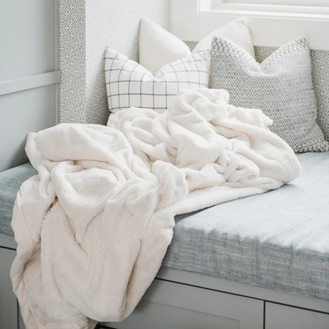 LUSH XL BLANKETS