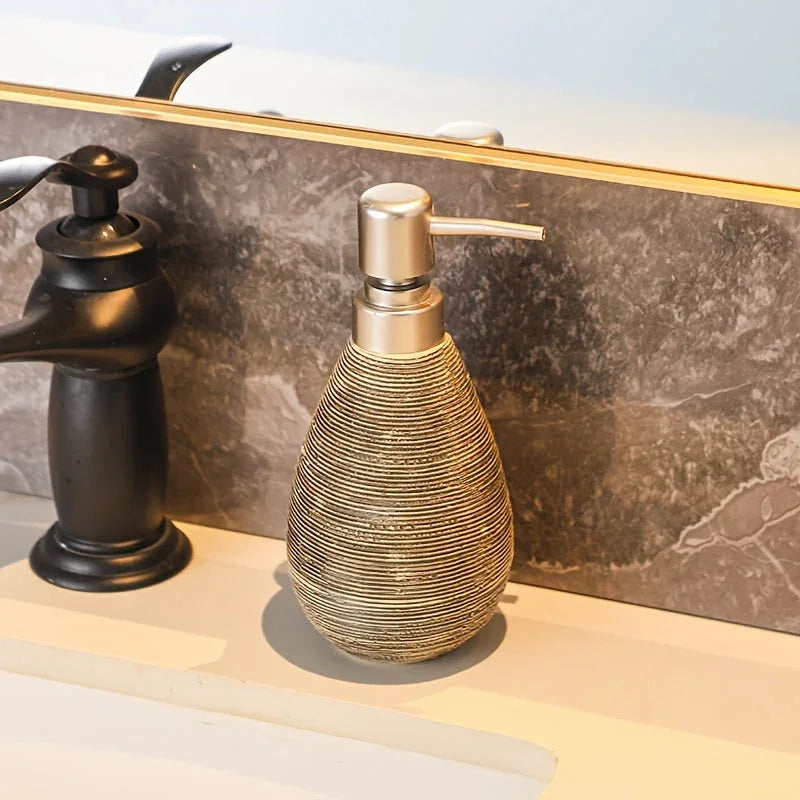 Luxury Bathroom Wash Set of Five with Pull Craft Wash Kit, Divided Bottles, Handmade Retro White Background, Household Bathroom Lotion Bottle, Toothbrush Cup, Mouthwash Cup, Soap Dish, Ceramic Bathroom House Of Avana