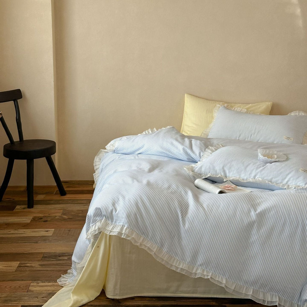 Mabel Lace Double Gauze Striped Bedding Set / Blue Ever Lasting