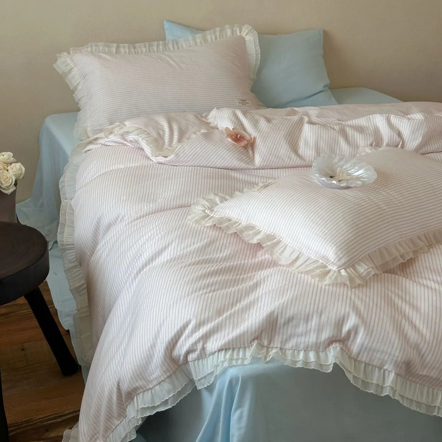 Mabel Lace Double Gauze Striped Bedding Set / Blue Ever Lasting