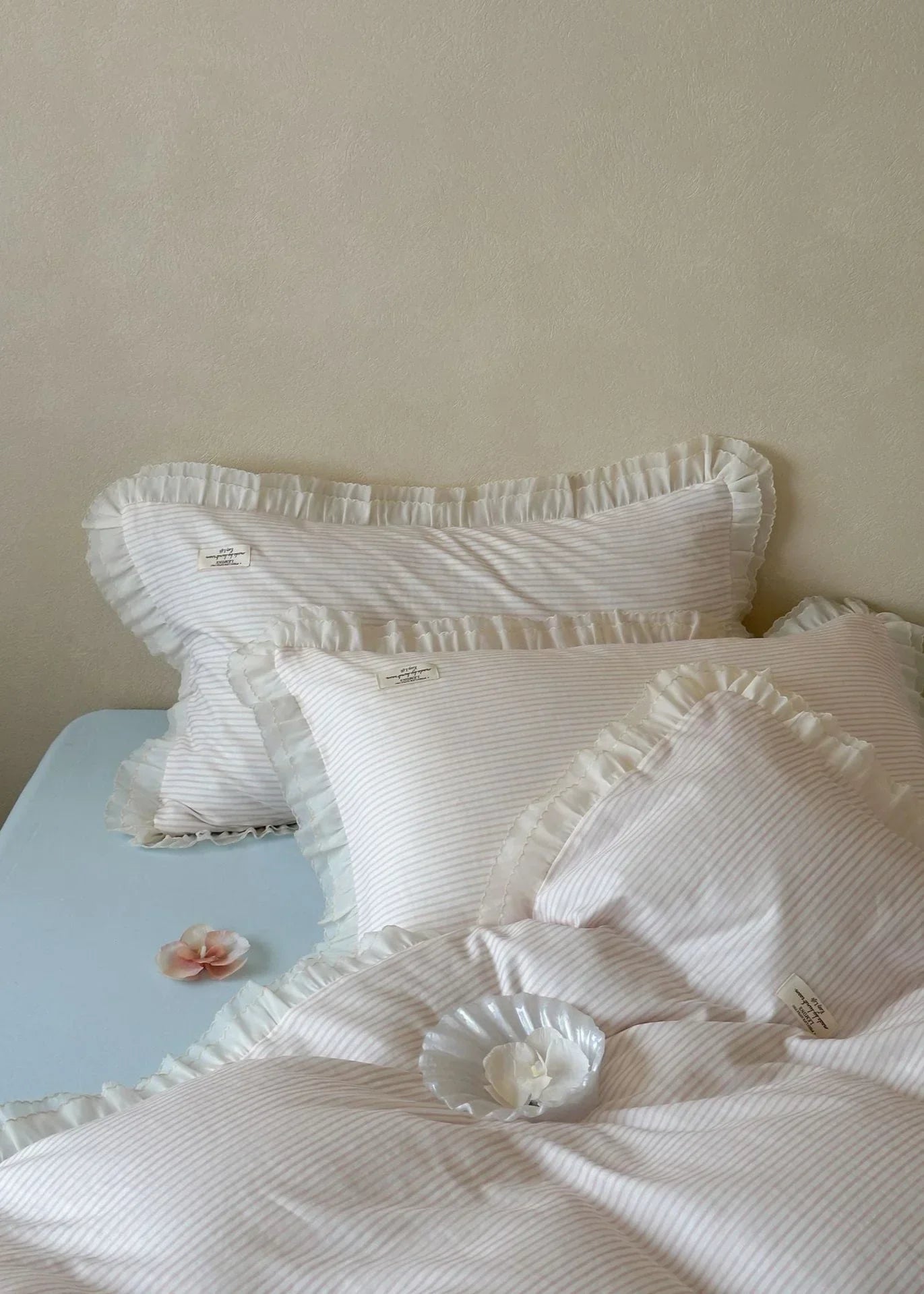 Mabel Lace Double Gauze Striped Bedding Set / Pink Ever Lasting