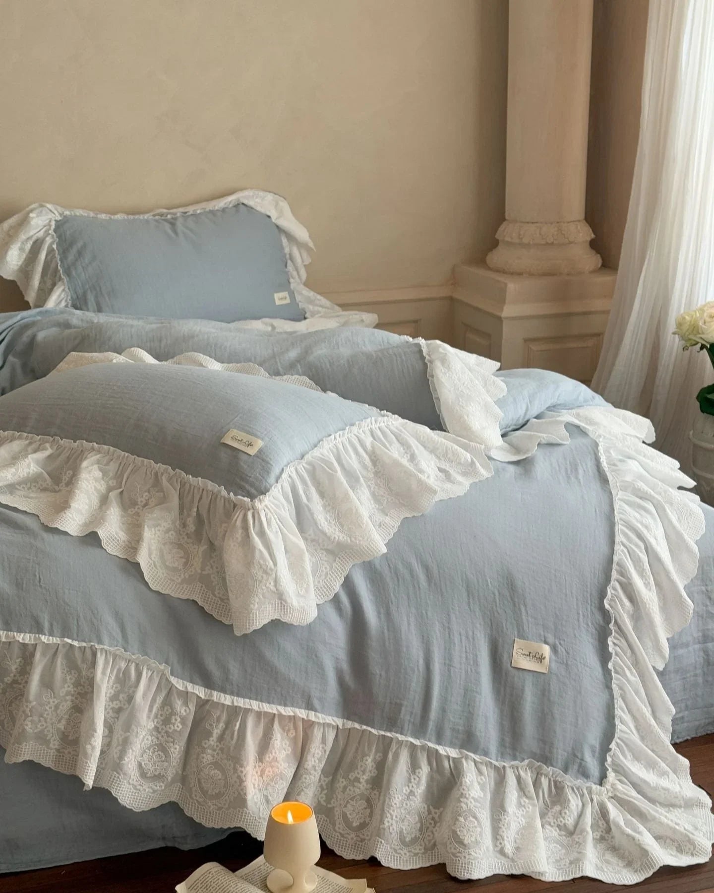 Macaroon French Lace Ruffled Bedding Set / Cream Ever Lasting