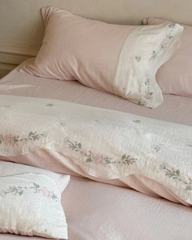 Maeve Floral Double Gauze Bedding Set / Pink Ever Lasting