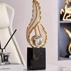 White marble patterned feather pearl ornament, elegant resin decor - House of Avana