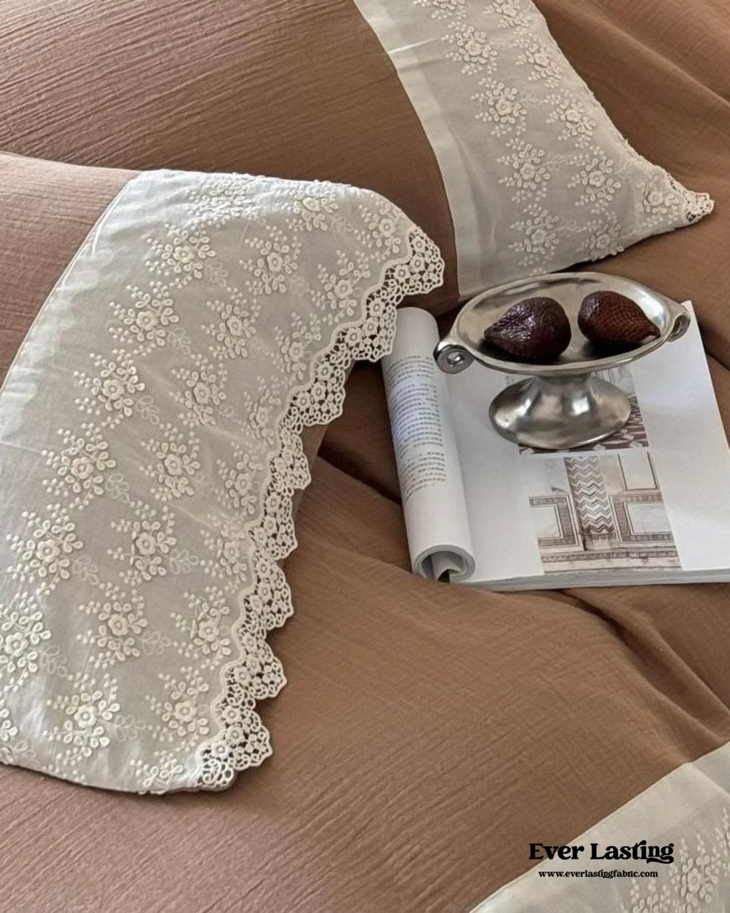 Margaux Lace Double Gauze Bedding Set / Sage Green Ever Lasting