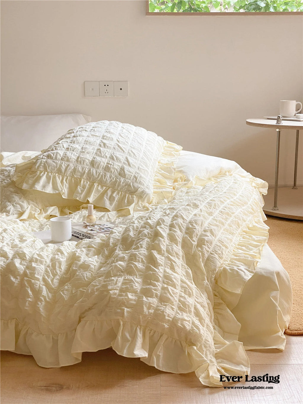 Marshmallow Puff Ruffle Bedding Set / Yellow Ever Lasting